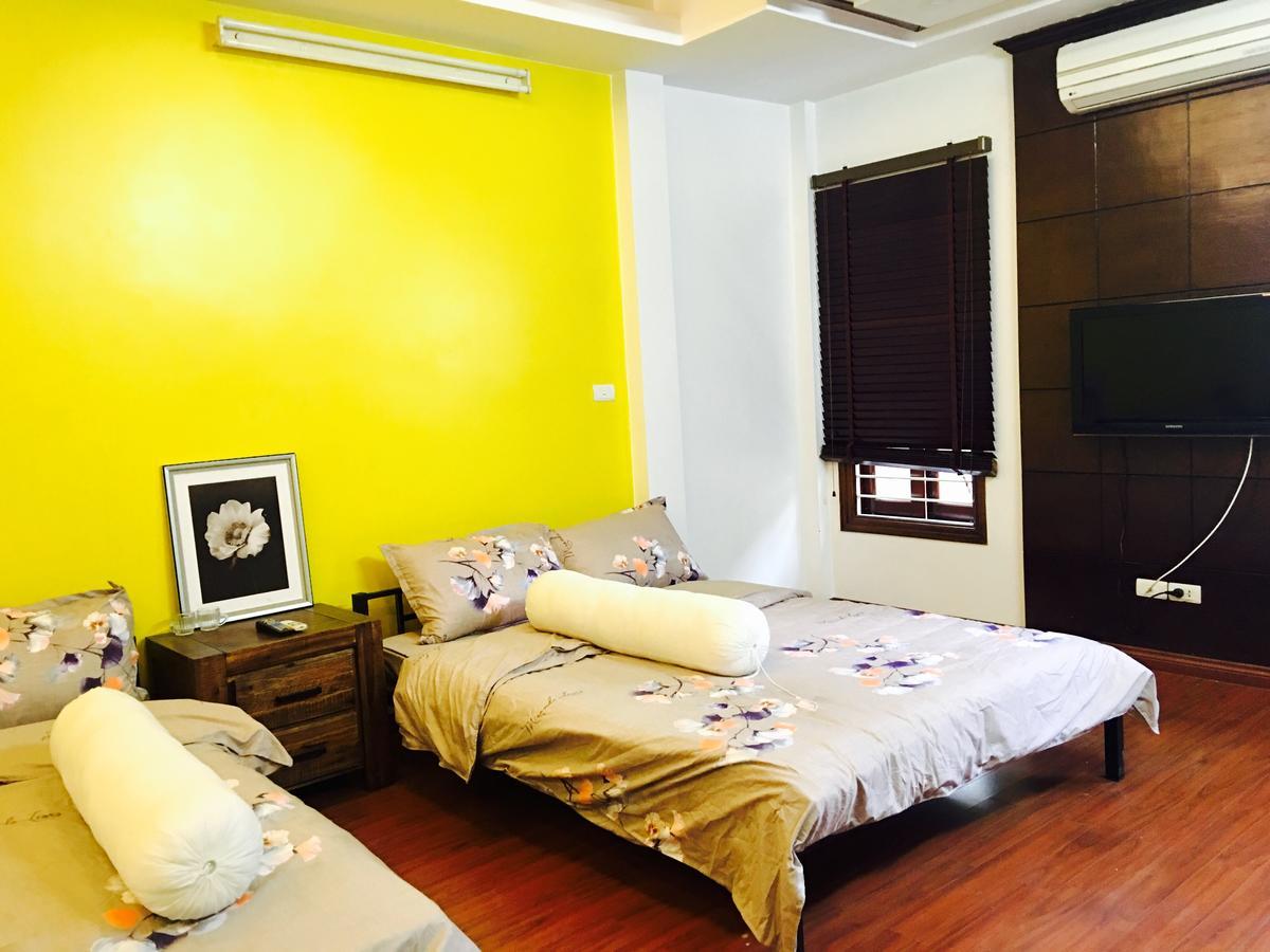 Awa Downtown Hostel Ханой Екстер'єр фото