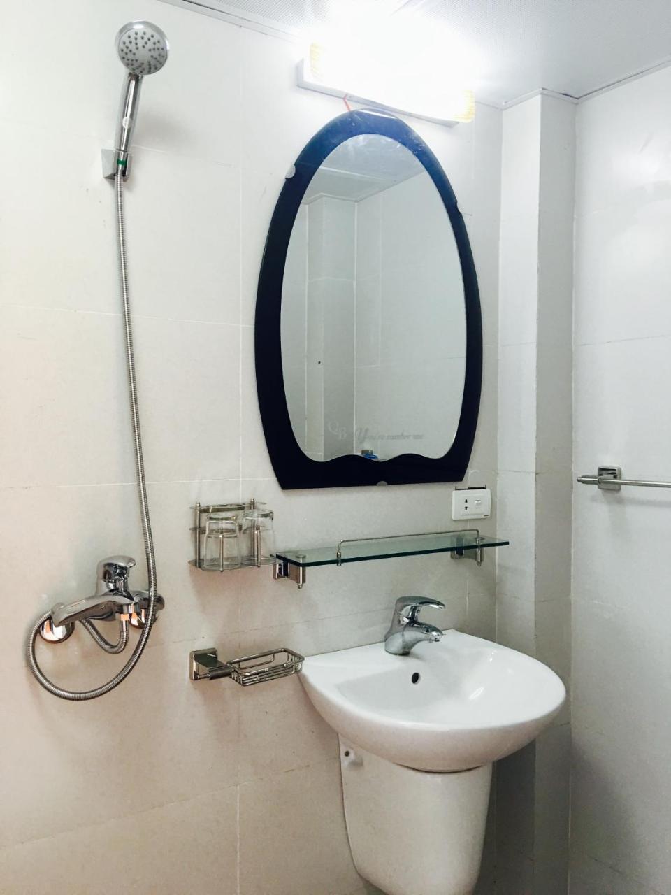 Awa Downtown Hostel Ханой Екстер'єр фото