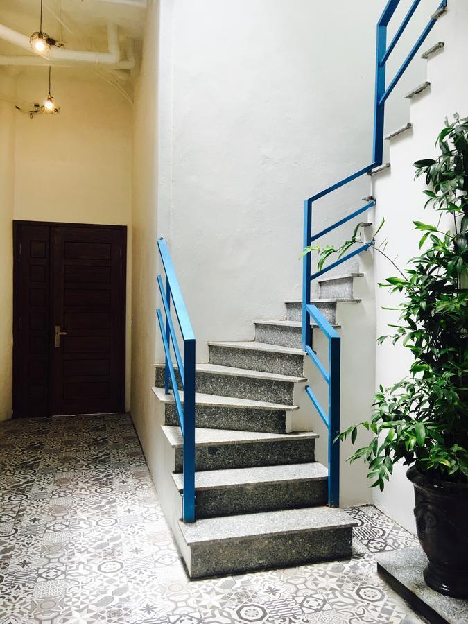 Awa Downtown Hostel Ханой Екстер'єр фото