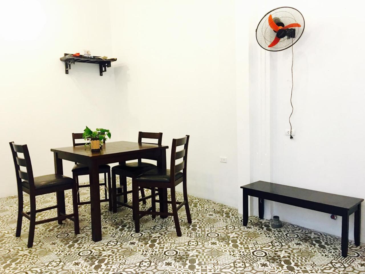 Awa Downtown Hostel Ханой Екстер'єр фото